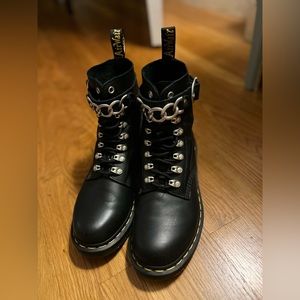 1460 PASCAL WOMEN'S CHAIN LEATHER LACE UP BOOTS